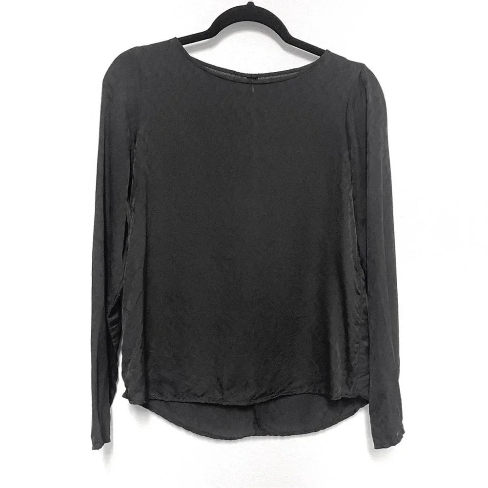 Reformation Textured 100% Silk Long Sleeve Blouse - Simple Minimalist Business